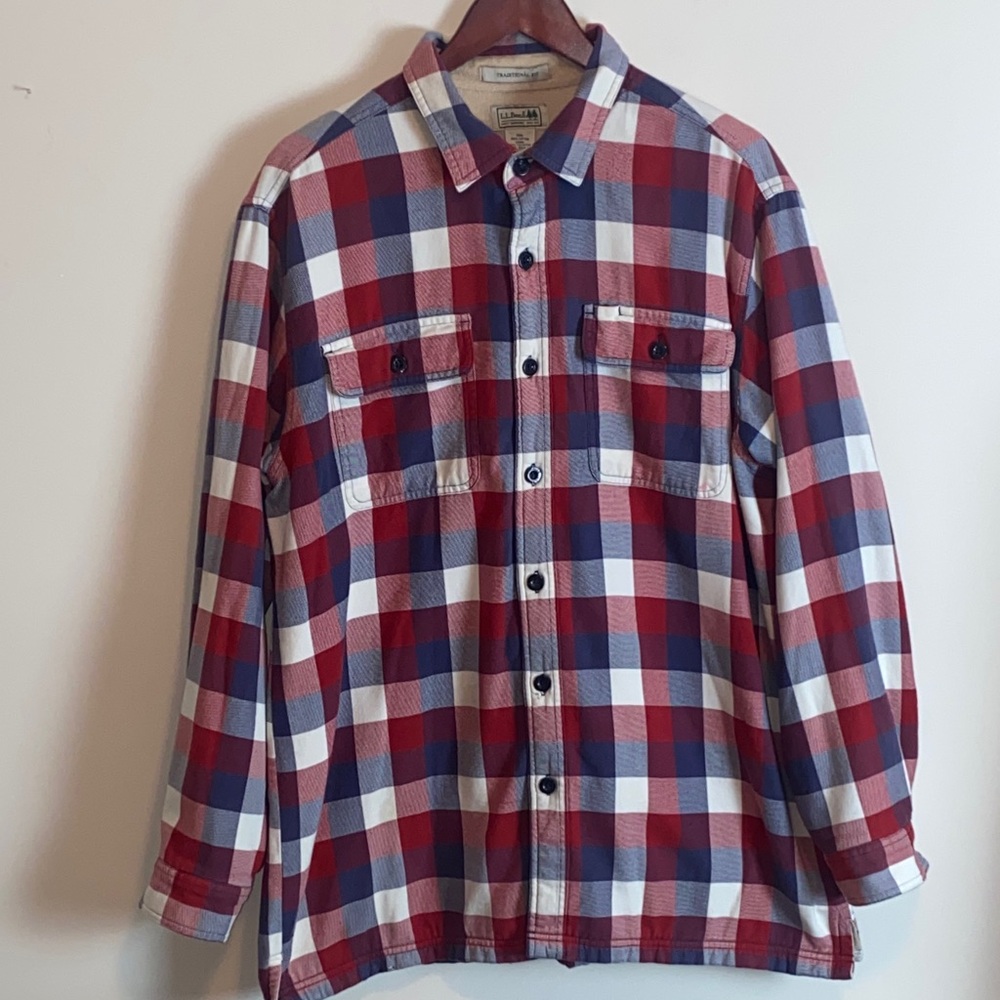 L.L. Bean Fleece Lined Flannel Red and Blue Checkered Plaid Shirt Shacket